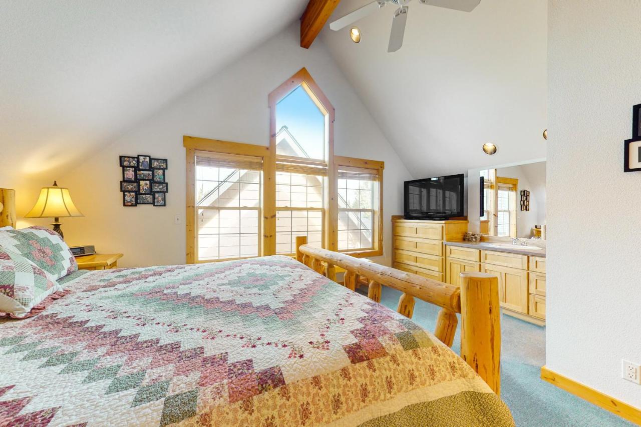 Cinnamon Teal Chalet Redmond Luaran gambar